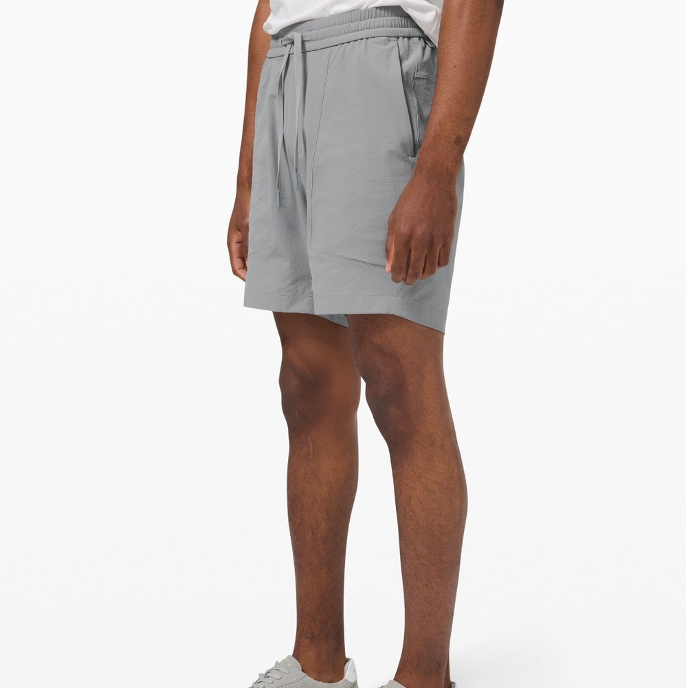 Lululemon Bowline Shorts Ripstop 8" length size M